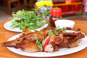 Quán Ăn Tư Ròm - Quán Nhậu Đồng Quê