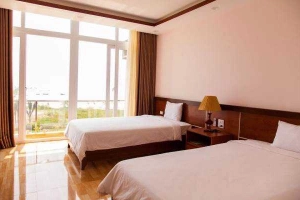 Tuan Chau Marina Hotel