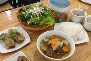 Quán Ăn Tuấn Hoa - Bún Chả