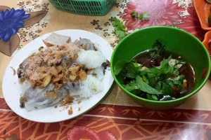 Quán Ăn Tuấn Nga - Gà Tần, Bánh Cuốn & Bún Chả