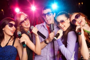 Tuấn Nga Karaoke - Nam Hồng