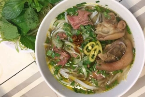 Quán Ăn Tuệ Lan - Phở Bò & Bún Bò