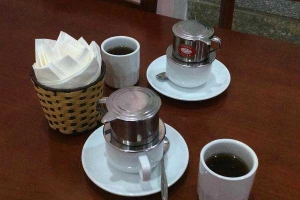 Tũn Coffee