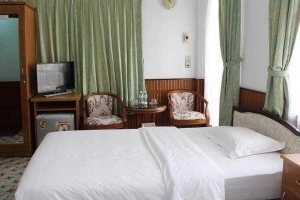 Tuyết Quỳnh Hotel