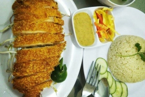 Quán Ăn Twelve - Cơm Gà Hải Nam Singapore