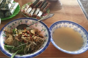 Quán Ăn Tý Hon - Bún & Cơm Hến