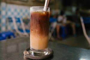 Út Điệu Cafe - Vành Đai Trong