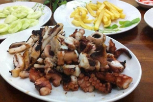 Quán Ăn Bạch Tuộc Nướng Út Lang
