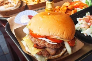 Quán Ăn Valhalla Grill - Fast Food & Drink - Phạm Ngọc Thạch