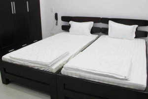 Van Hotel & Rooms For Rent