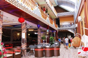 Vân Tân Hotel & Coffee