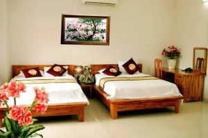 Vạn Tuế Hotel