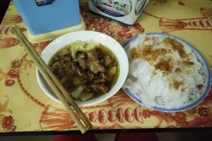 Vân Yến - Bánh Cuốn & Bún Sườn