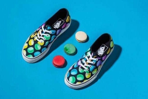 Vans - Âu Cơ