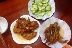 Quán Ăn Vâu Quán - Lẩu Thái & Chân Gà Chiên Mắm