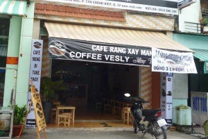 Vesly Cafe - Đông Bắc
