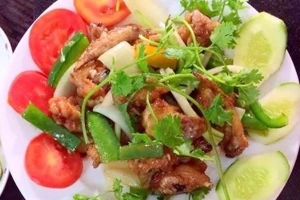 Quán Ăn Vĩ Nướng Quán - Xóm Chiếu
