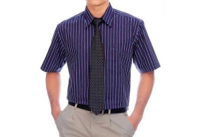 Việt Tiến - 648 Cách Mạng Tháng Tám