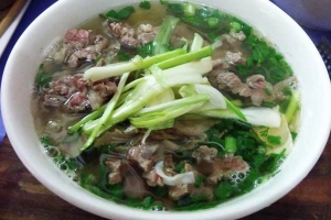 Nhà Hàng Vietnamese Beef Noodle Soup