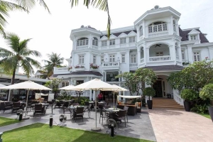 Villa Song Saigon Resort