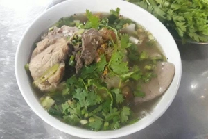 Quán Ăn Vinh Ký - Bánh Canh Cua & Giò