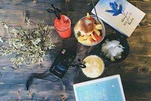 Vintage 198X - Book & Cafe - Uông Bí
