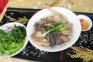 Quán Ăn Vịt Chạy Đồng - Bánh Canh Vịt Cái Bè