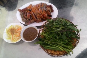 Quán Ăn Vịt Quay Hùng Trang