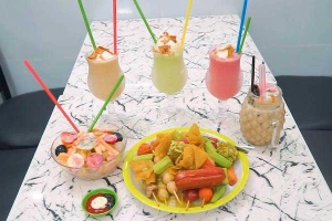Vitamin Bar III - Sinh Tố & Ăn Vặt