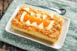 Vitamin Cake - Bông Lan Trứng Muối - Shop Online