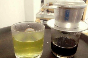 Vũ Cafe - Lạc Long Quân