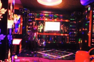 Vườn Hồng Karaoke