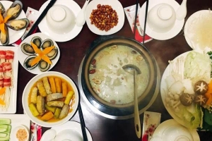 Quán Ăn Lẩu Sữa Vương