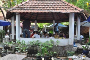 Vuông Tròn Cafe