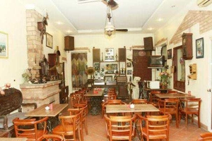 Xe Cổ Cafe - Cửa Bắc