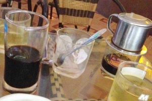 Xôn Xao Phố Cafe