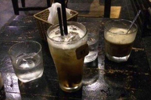 Xưởng Cafe - Nguyễn Khang