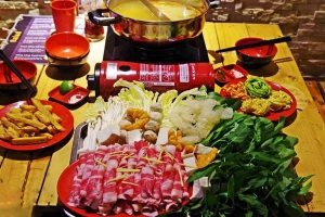 Quán Ăn Xuýt Xoa Xì Xụp - Lẩu & Chảo