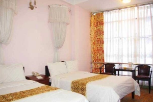 Ý Lan Hotel