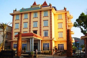 Yến Nhi Hotel