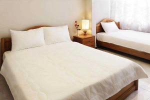 Yen's Hotel 2