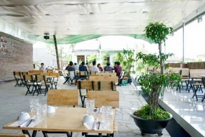 Quán Ăn Yolo Man Restaurant - Thực Phẩm Sạch