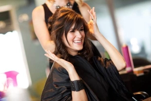 Yumi Phạm Hair Salon