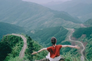 &#8216;Sống Lưng Khủng Long&#8217; và các nơi đứng vào là có ảnh đẹp ở Quảng Ninh