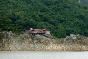 ​Rong chơi cửa ngàn