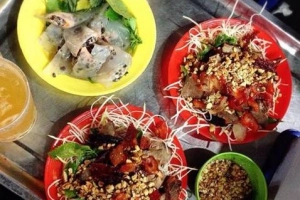 10 con phố nổi danh nhờ món ăn ở Hà Nội