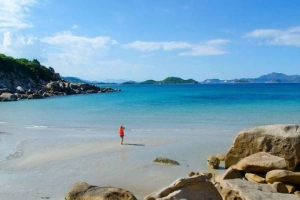 16 bãi biển đẹp hút hồn trong vùng biển Tứ Bình
