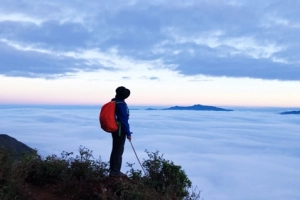 17 tiếng trekking chinh phục đỉnh Tà Chì Nhù, săn mây ở Yên Bái