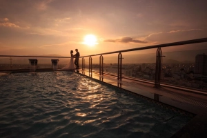 3N2Đ ở Khách sạn LegendSea Nha Trang 4 sao + 01 bữa tối hoặc Liệu trình Spa + Ăn sáng chỉ 1.299.000 đồng