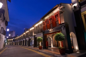 3N2Đ ở The Scarlet Singapore &#038; Genting Jurong + vé máy bay + công viên nước chỉ 7.299.000 đồng/khách